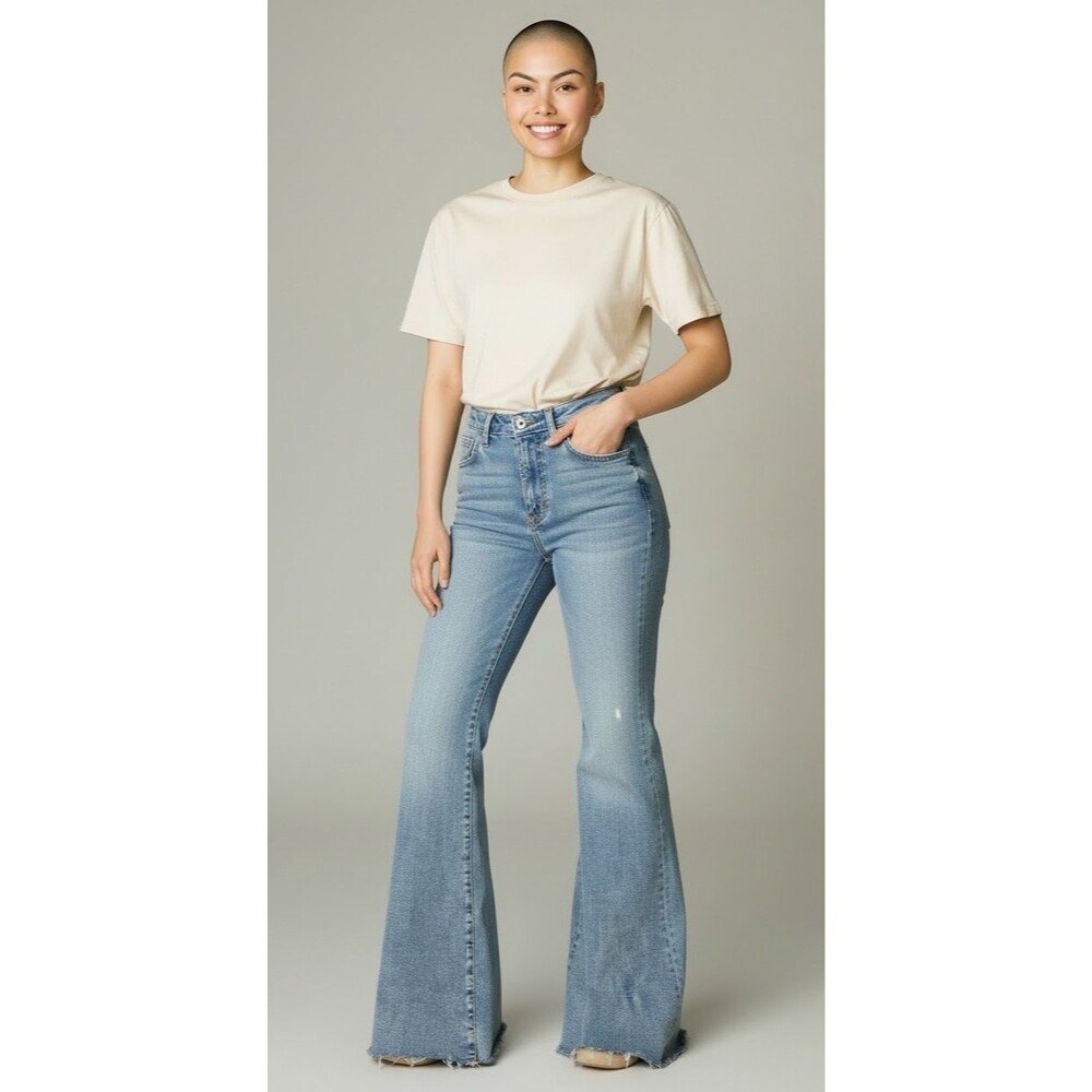 Good American NEW womens premium flare 5-pocket jeans size 4 style: GFEB873T